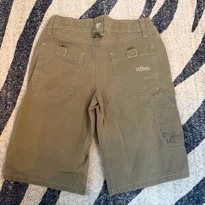 NWOT Kuhl Shorts Youth 10-12 Medium Khaki Stretch Cargos Performance Outdoors